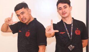 Putra Siregar dan artis Rico Valentino Putra Siregar dan artis Rico Valentino